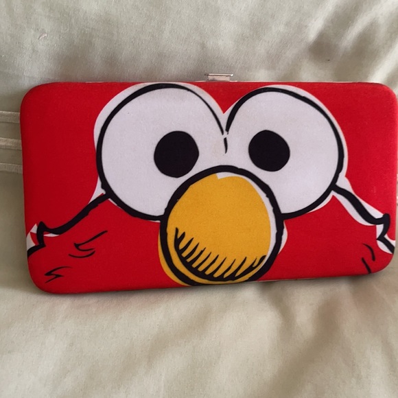 Sesame Street Red Elmo Face Wallet - Picture 3 of 10